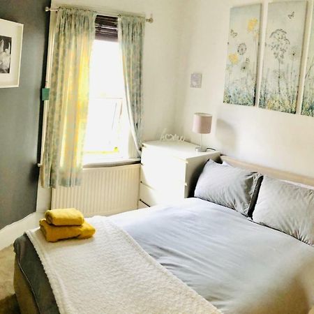 Hôtel Heathfield Sq à Londres Extérieur photo